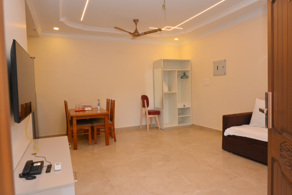 1 BHK Living